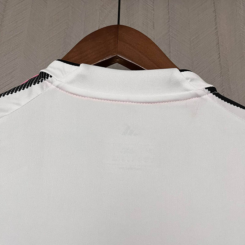 2025/2026 Juventus Home Soccer Jersey 1:1 Thai Quality