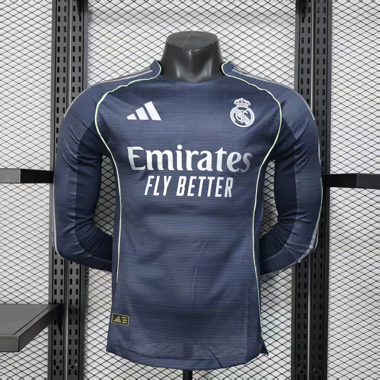 2025/2026 Long Sleeve Player Version Real Madrid Away Football Shirt1:1 Thai Quality