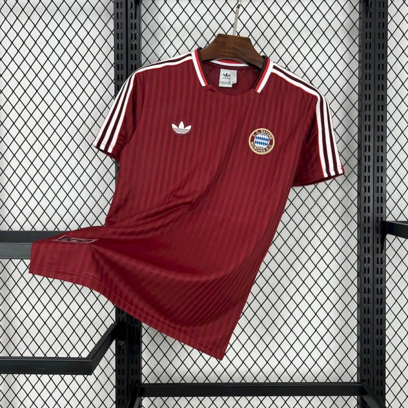 Bayern München Sonderedition 2025/2026 Rotes Fußballtrikot 1:1 Thai-Qualität