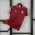 Bayern München Sonderedition 2025/2026 Rotes Fußballtrikot 1:1 Thai-Qualität