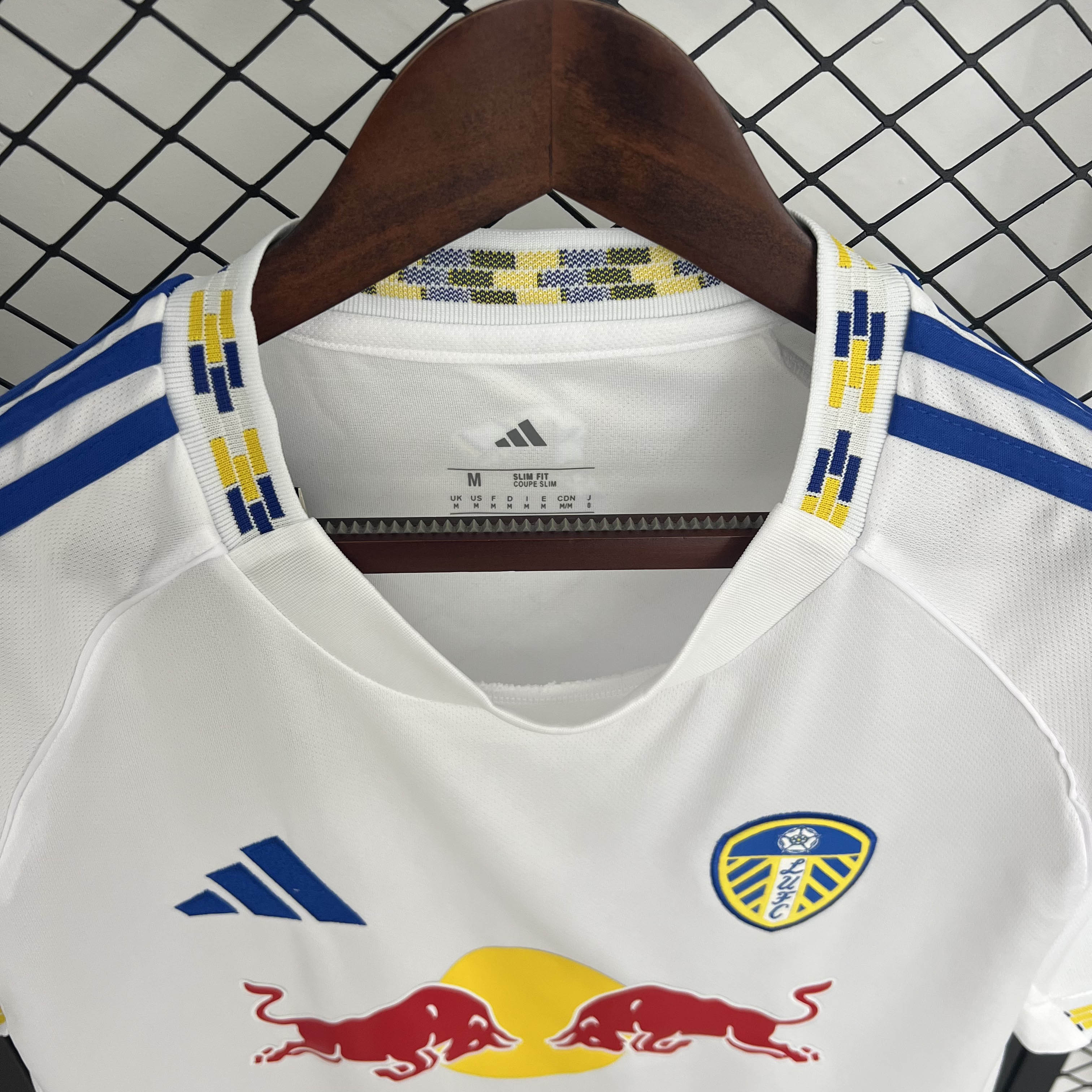 2025/2026 Leeds United Home Football Jersey Shirt 1:1 Thai Quality