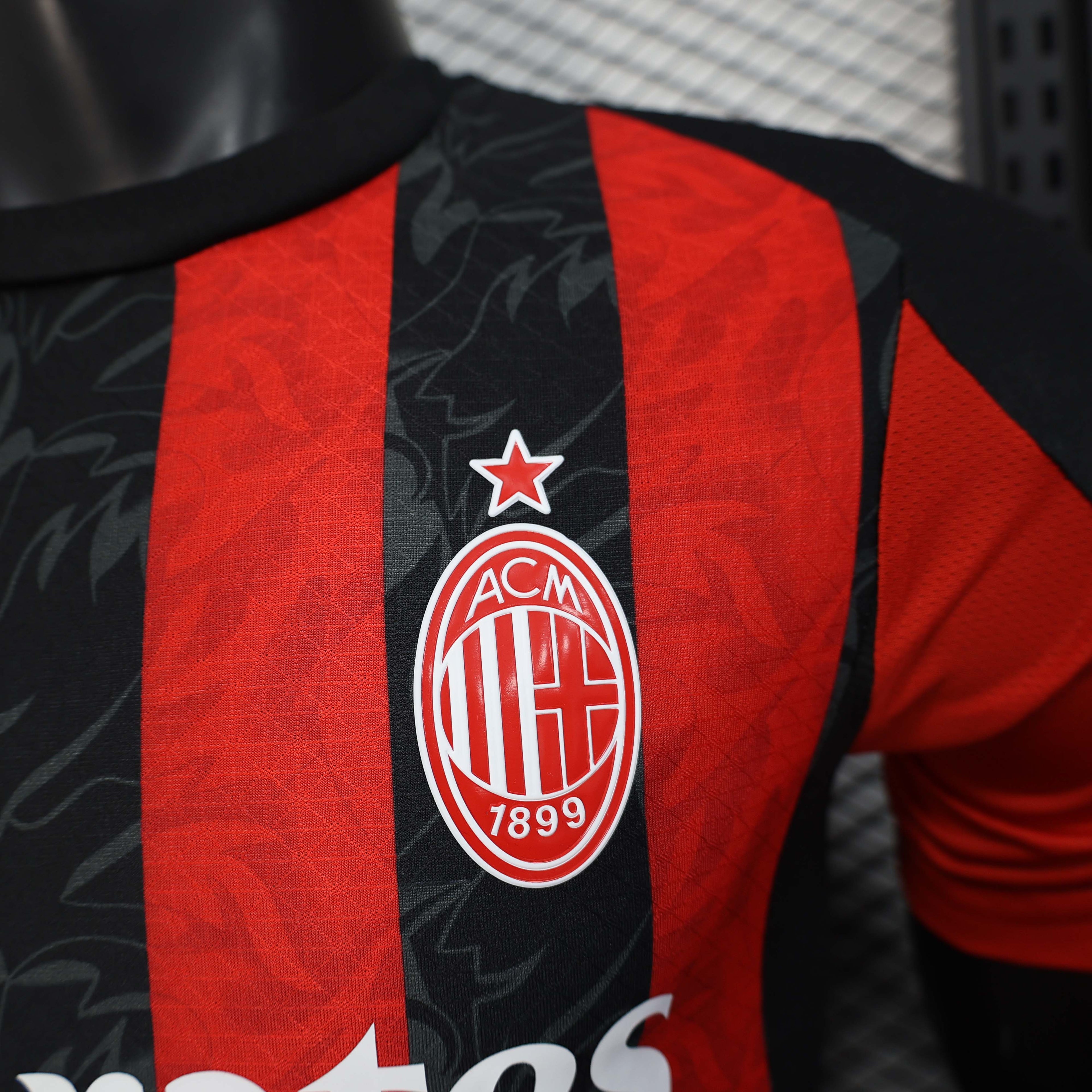2025/2026 Player Version AC Milan Home Soccer Jersey 1:1 Thai Quality