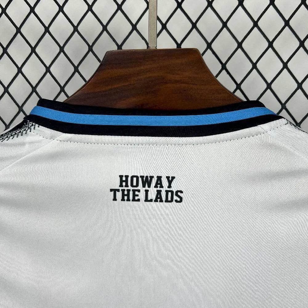 2025/2026 Long Sleeve Newcastle United Home Football Jersey Shirt 1:1 Thai Quality