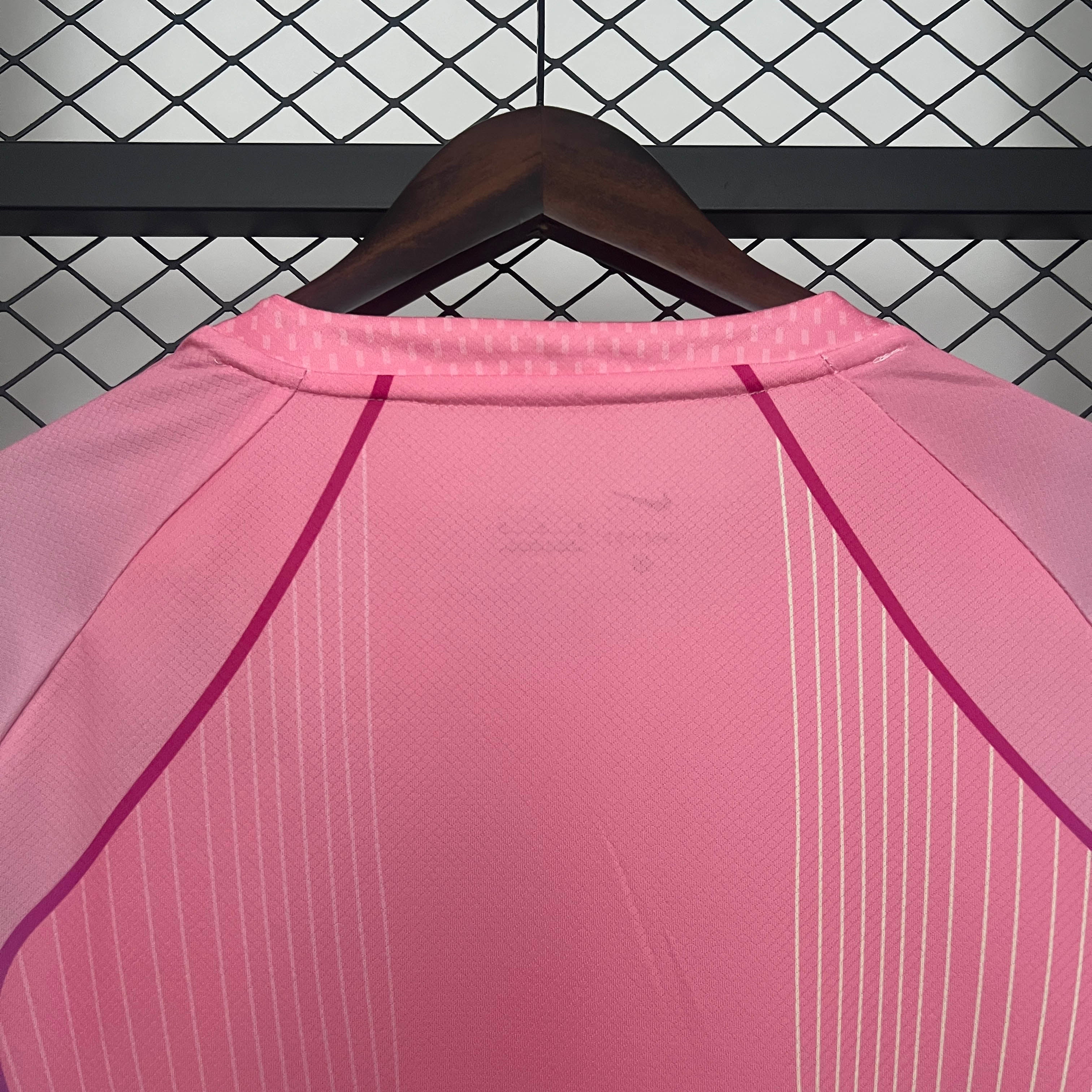 2025/2026 Barcelona Concept Pink Football Shirt 1:1 Thai Quality