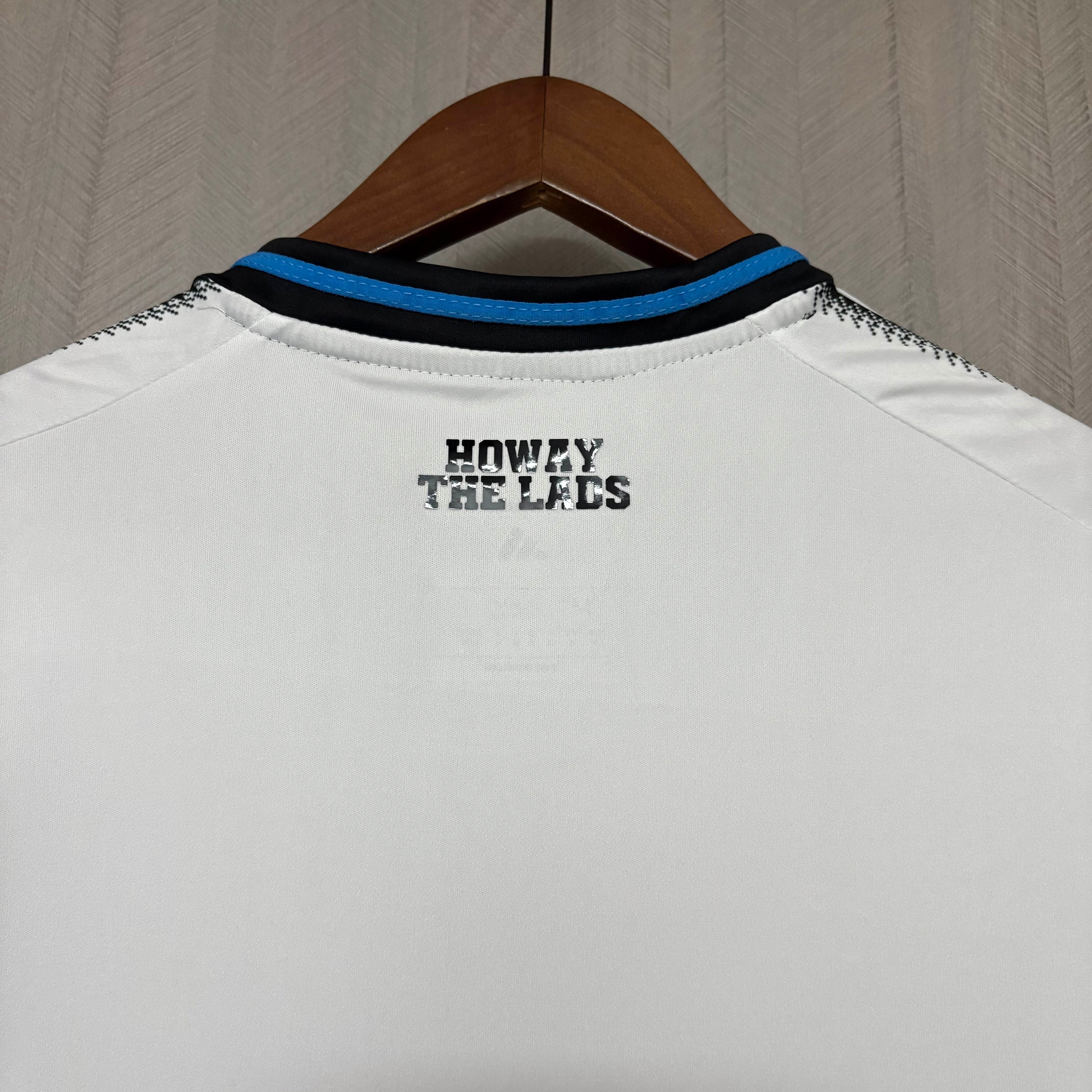 2025/2026 Newcastle United Home Football Jersey Shirt 1:1 Thai Quality