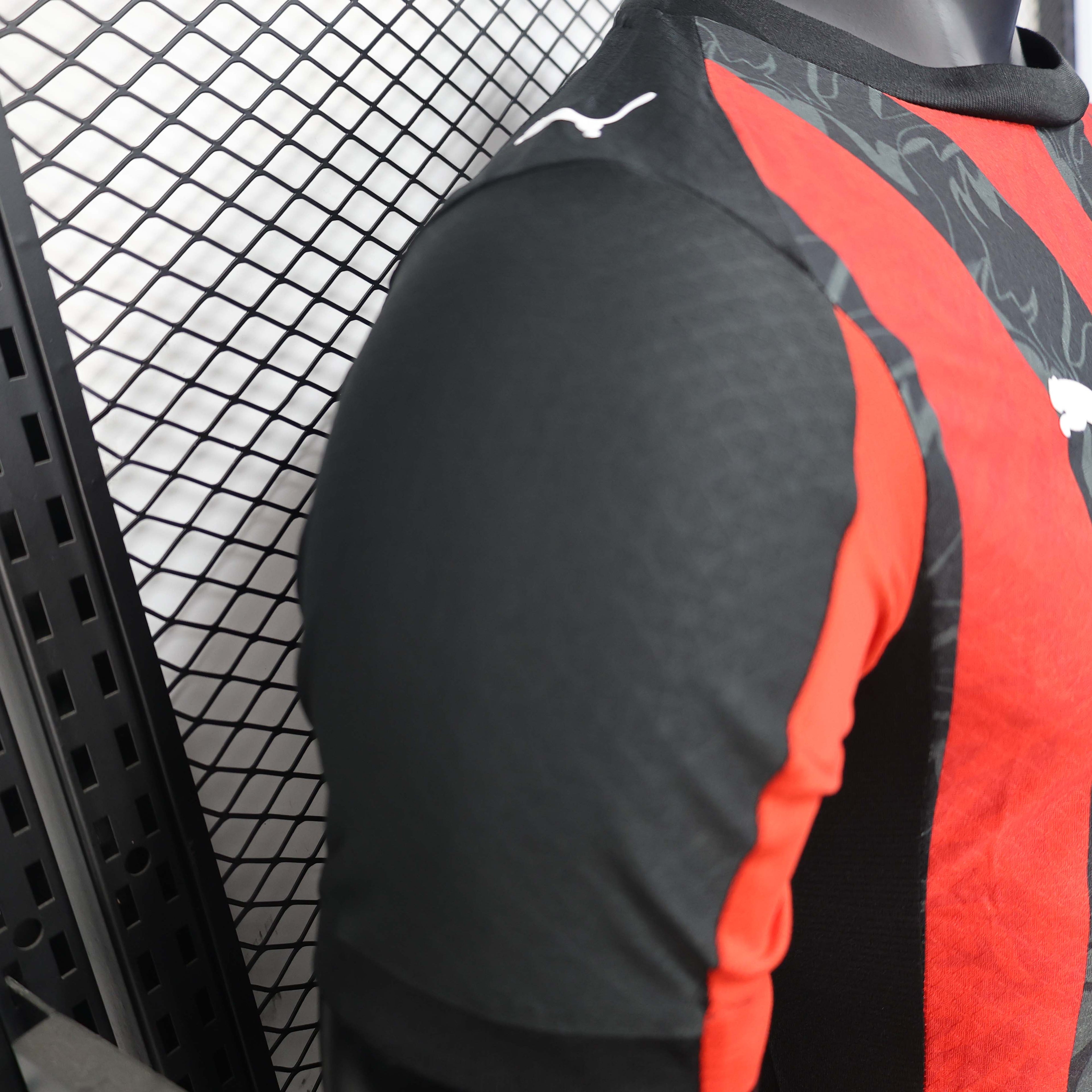 2025/2026 Player Version AC Milan Home Soccer Jersey 1:1 Thai Quality