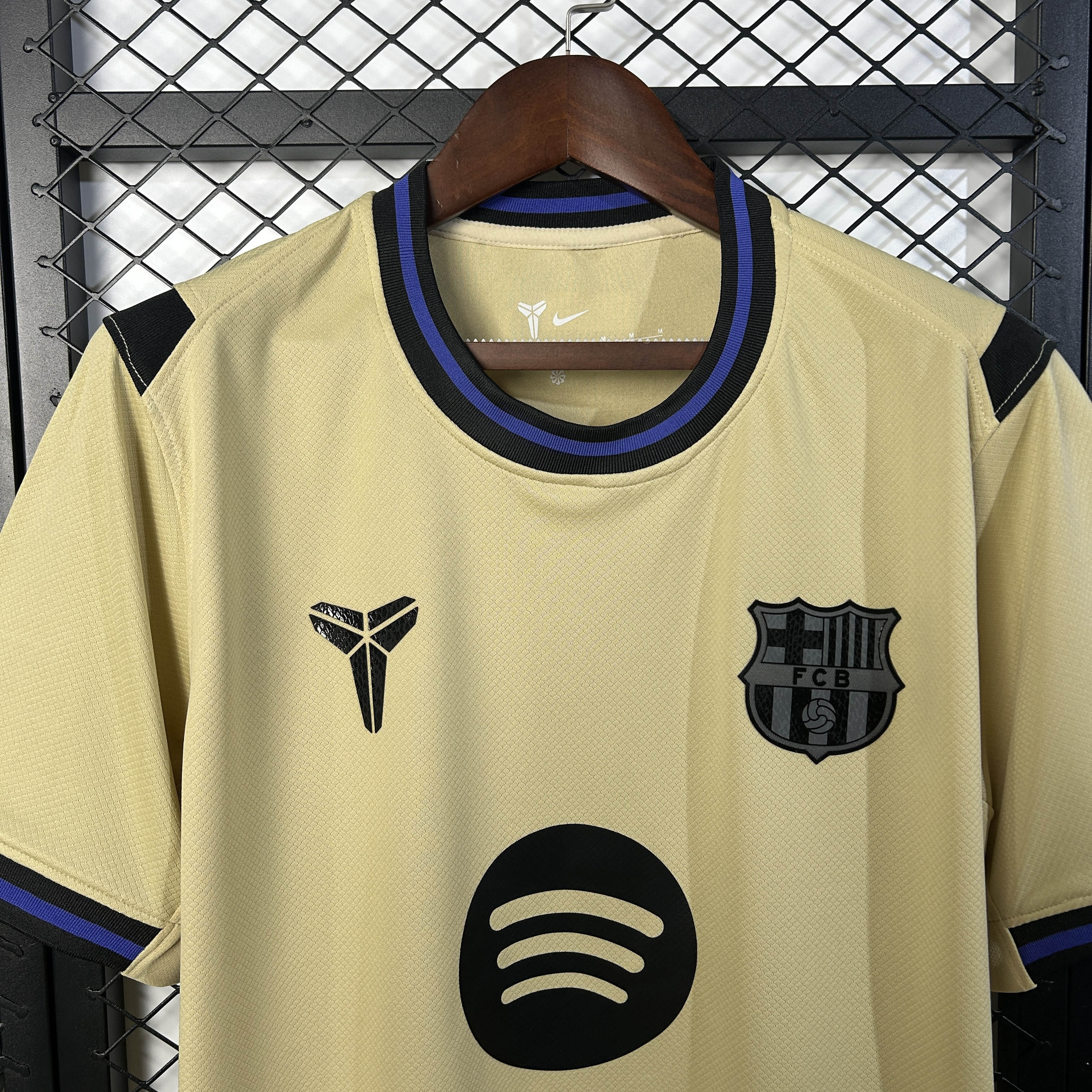 2025/2026 Barcelona Away Football Shirt 1:1 Thai Quality