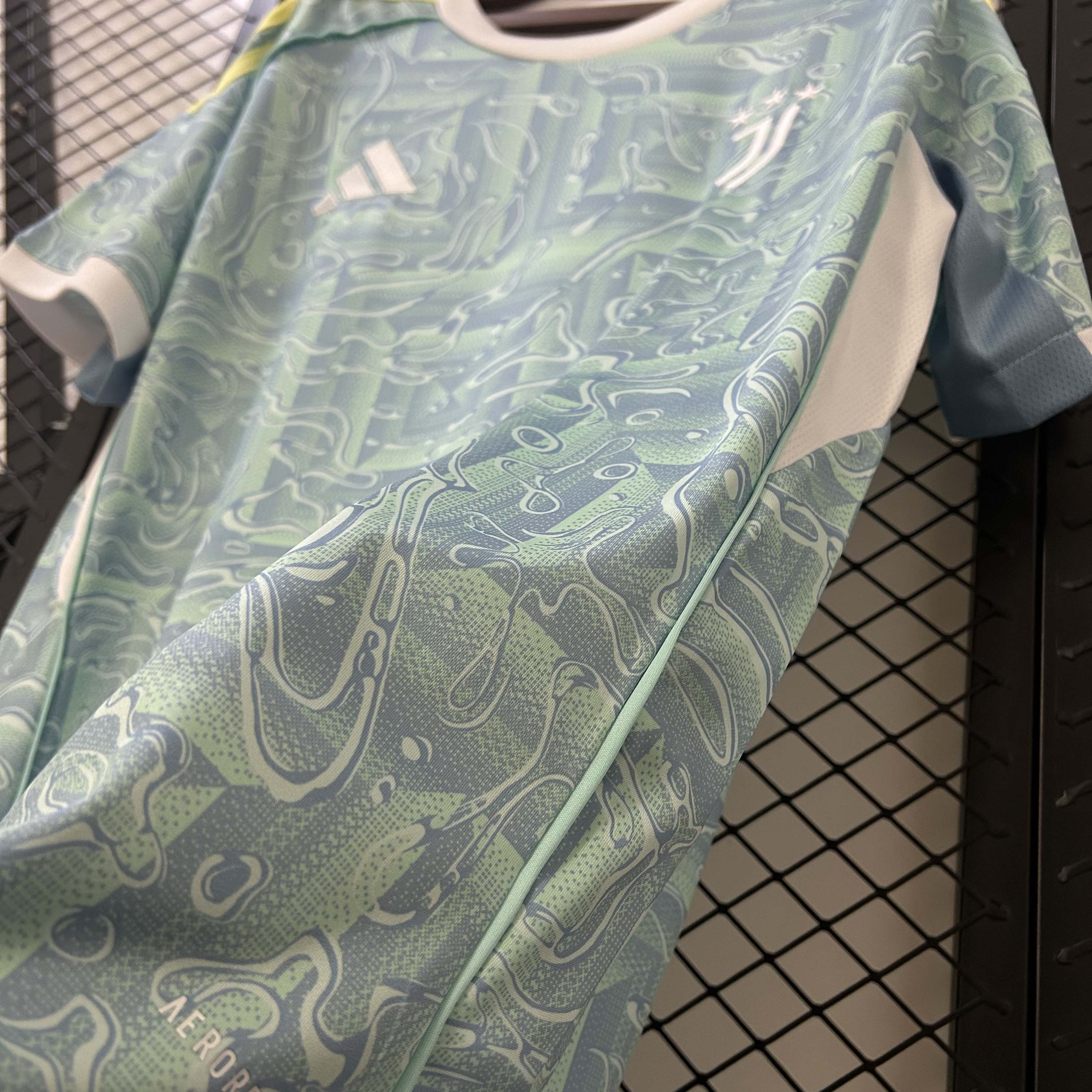 2025/2026 Juventus Away Soccer Jersey 1:1 Thai Quality