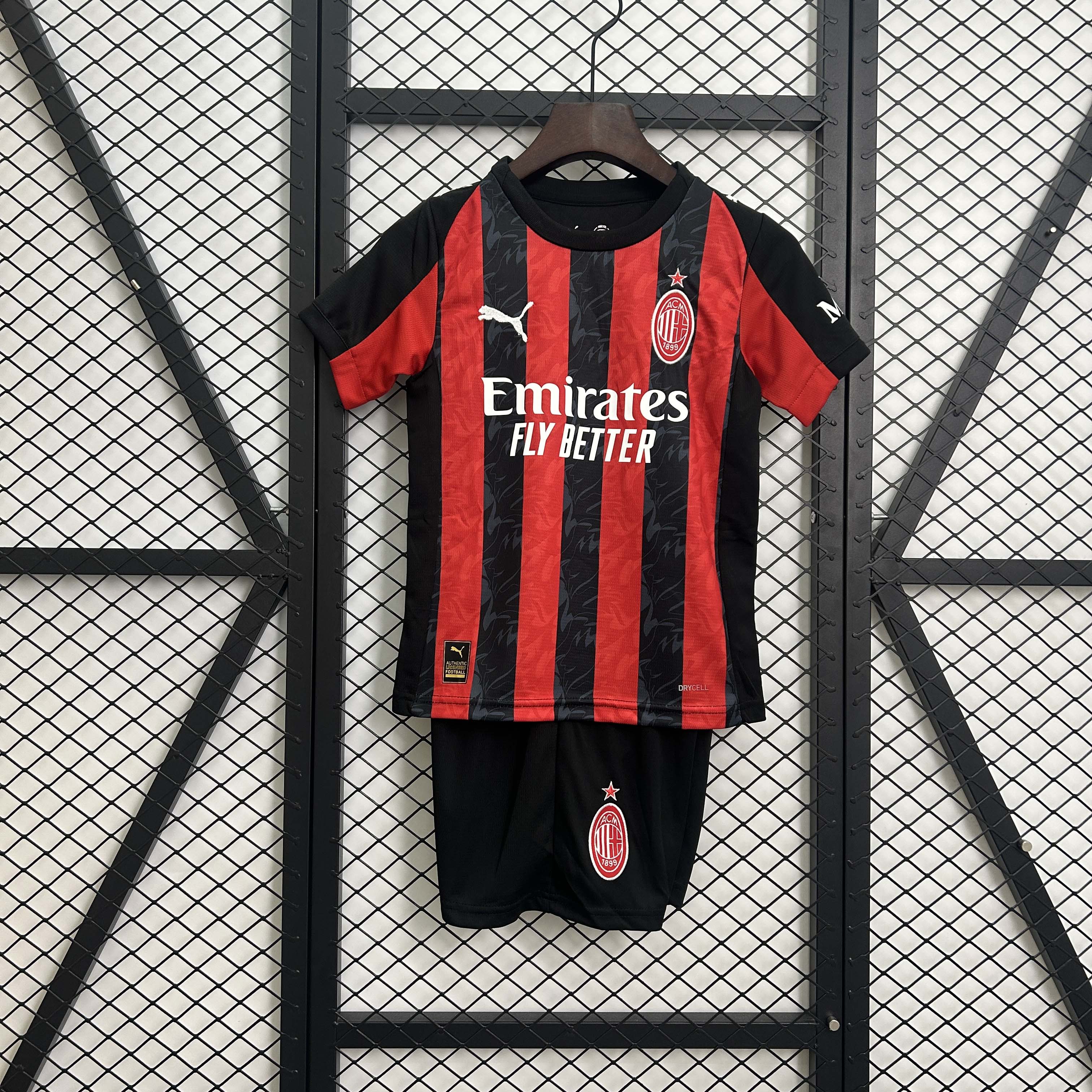 2025/2026 AC Milan Home Football Shirt 1:1 Thai Quality Kids Size