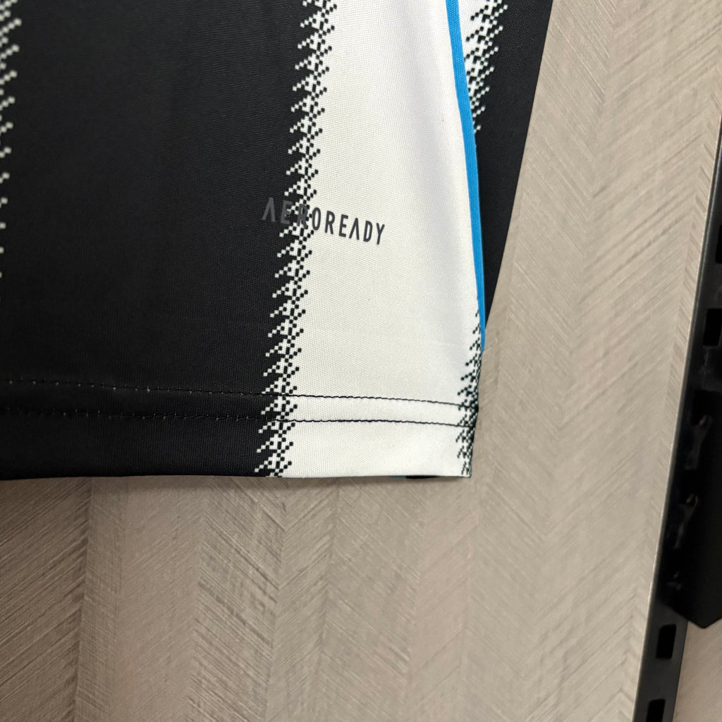 2025/2026 Newcastle United Home Football Jersey Shirt 1:1 Thai Quality